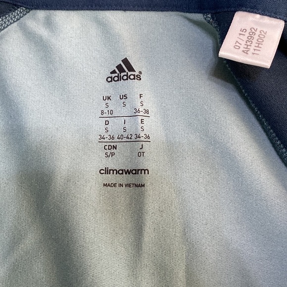 Adidas Half Zip Pull over - Picture 12 of 13